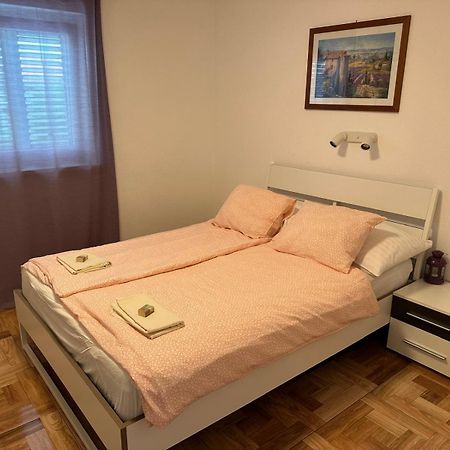 Apartments "Laci" คิร์ก ภายนอก รูปภาพ