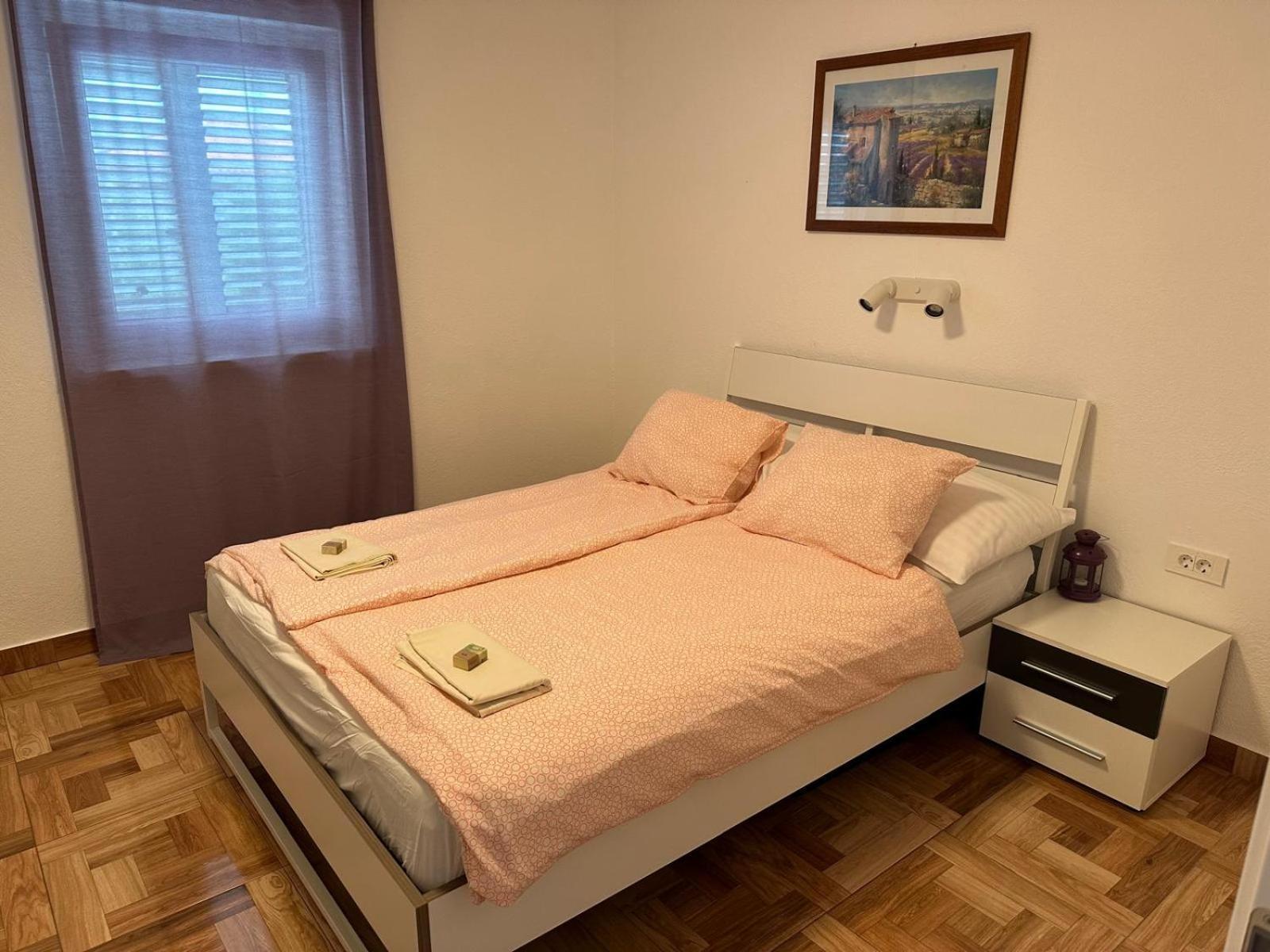 Apartments "Laci" คิร์ก ภายนอก รูปภาพ