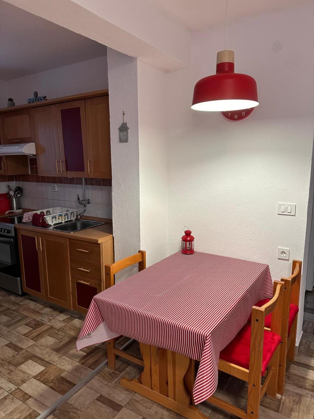 Apartments "Laci" คิร์ก ภายนอก รูปภาพ